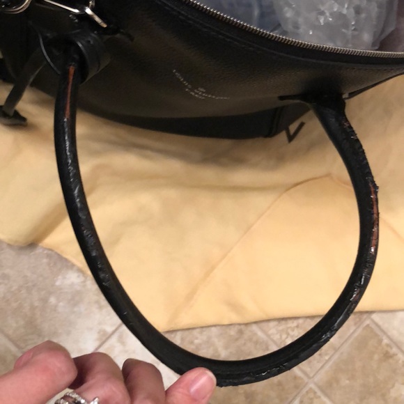 NEW Louis Vuitton Lockit MM Black - Picture 4 of 5